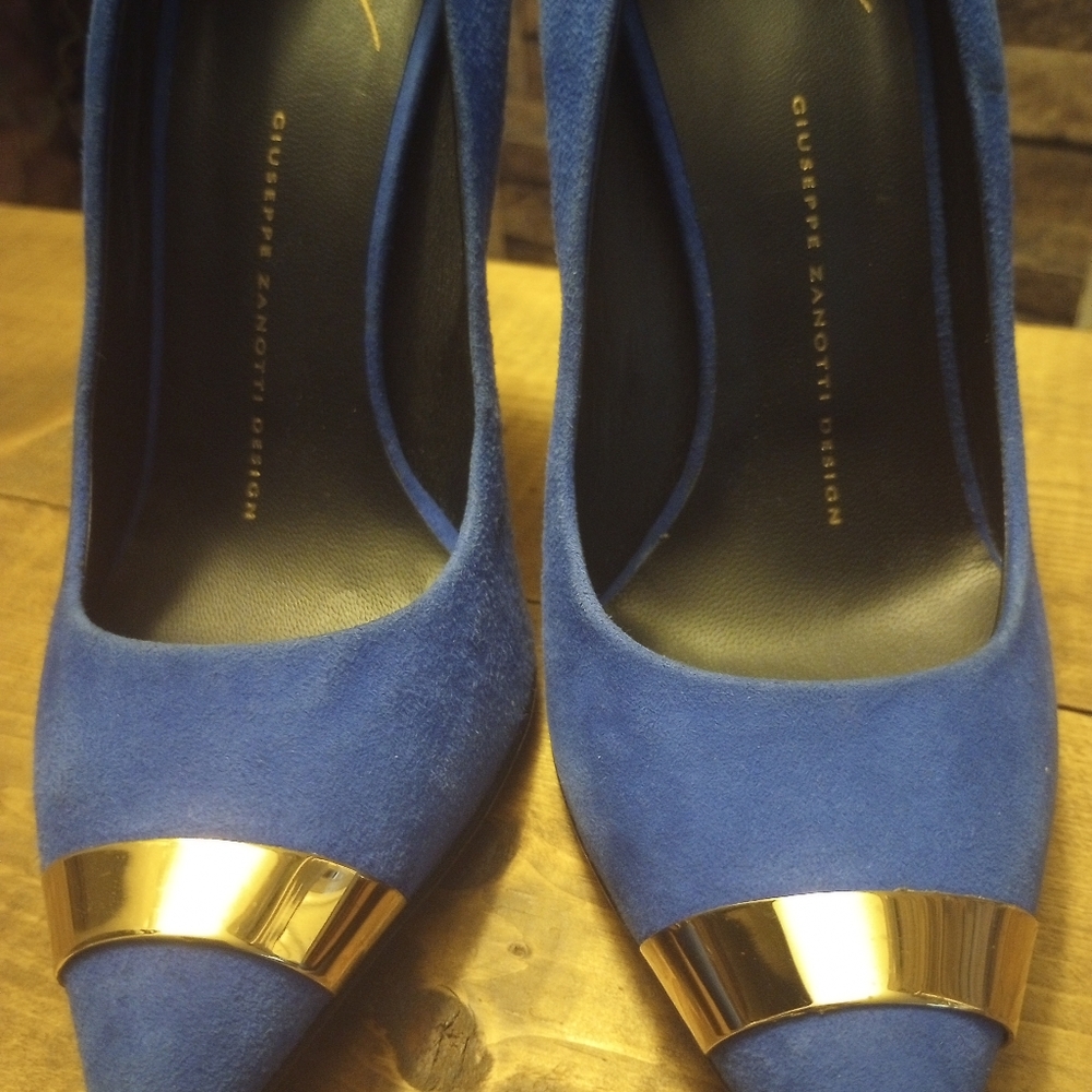 Blue suede heels